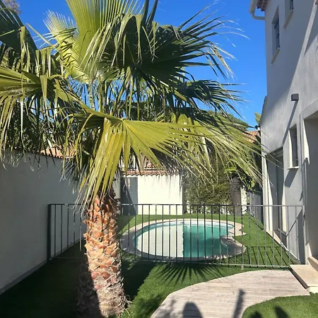 Maison Moderne Avec Piscine Сasa de vacaciones