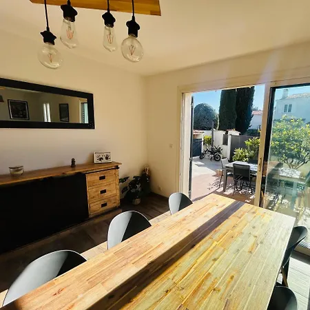 Сasa de vacaciones Maison Moderne Avec Piscine Sanary-sur-Mer